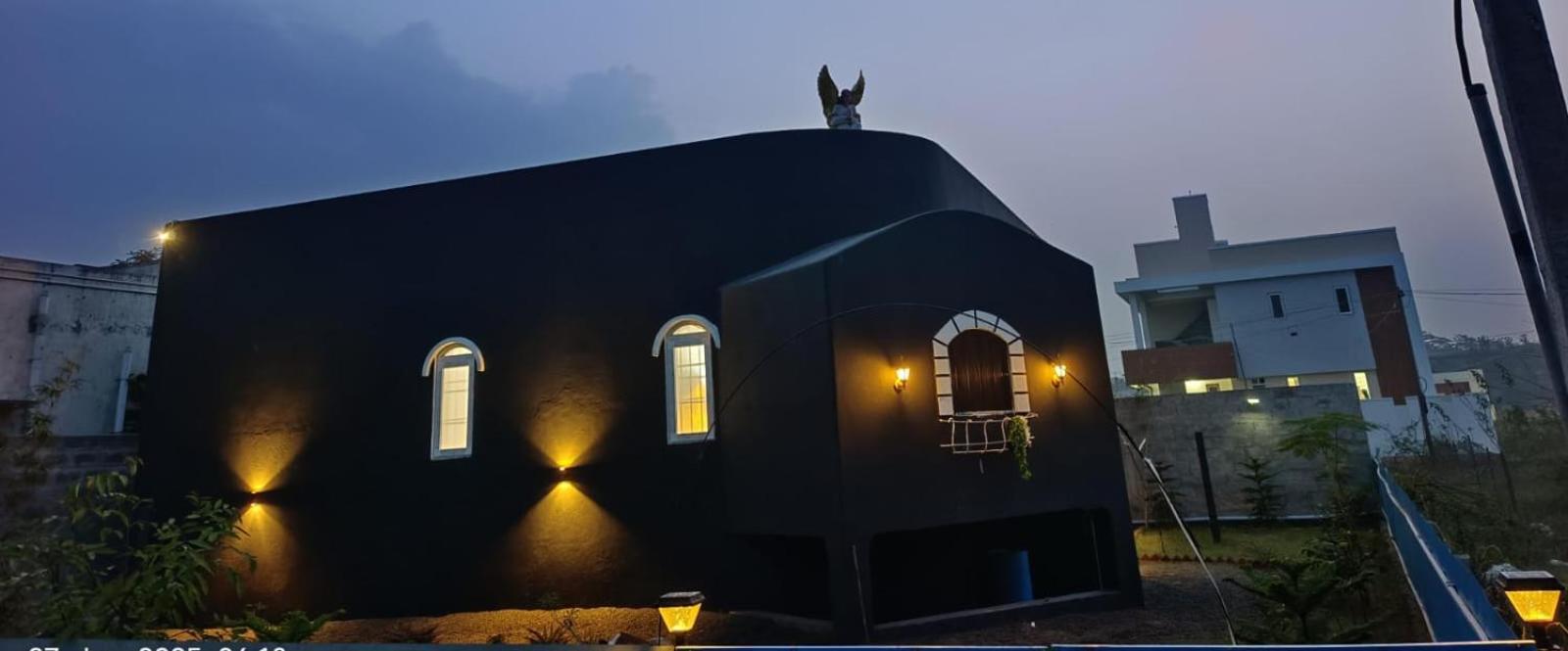 Caveman Guest House Puducherry Exterior foto
